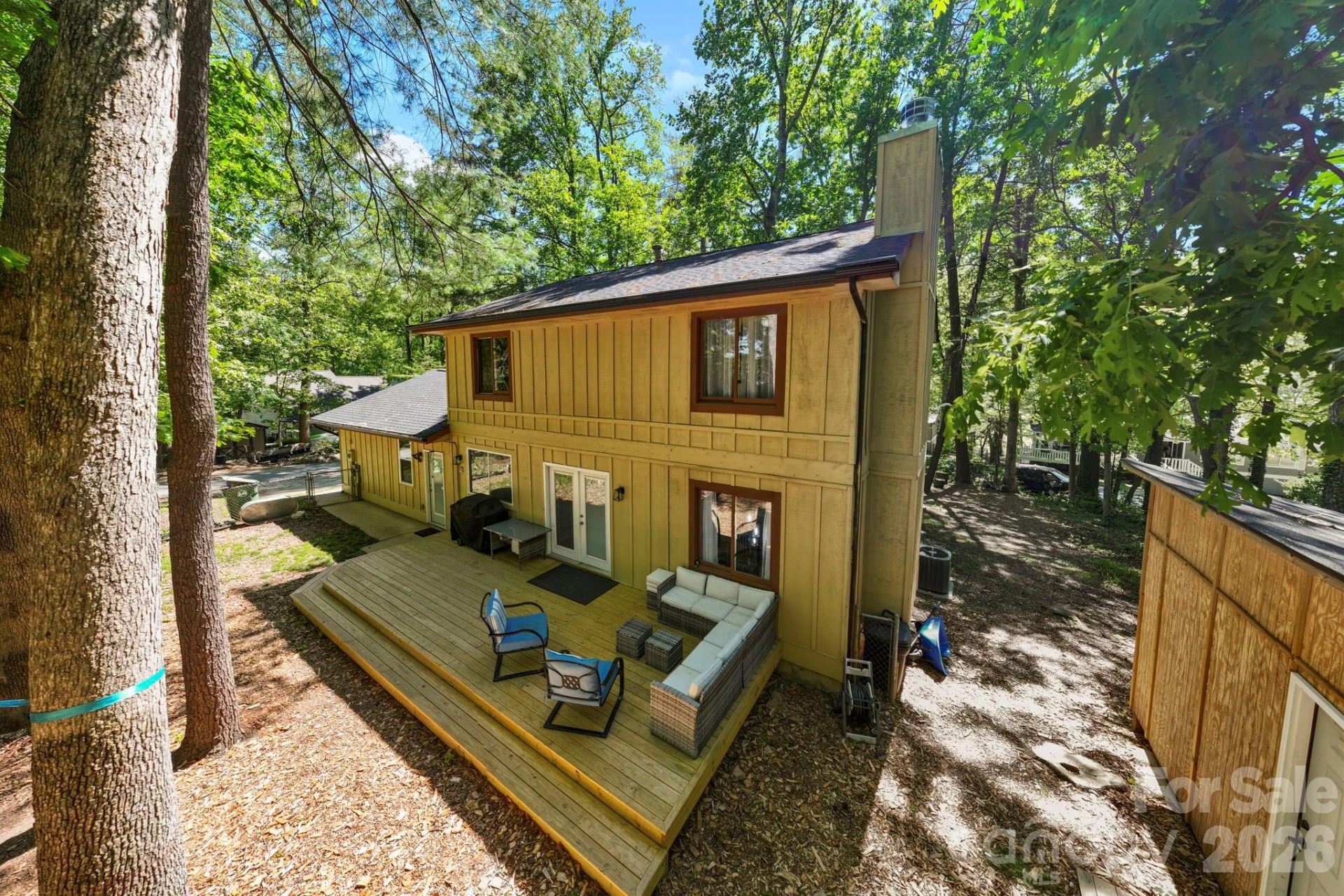1 Eastway Court - Photo 11