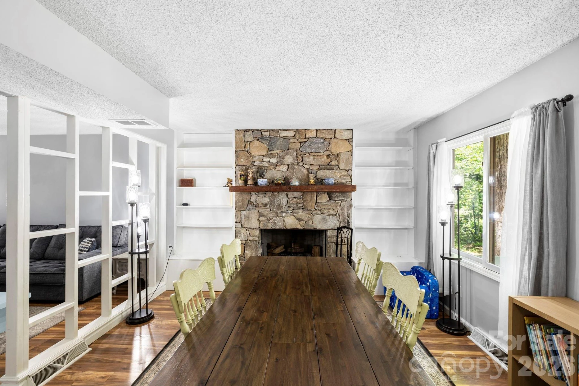 1 Eastway Court - Photo 16