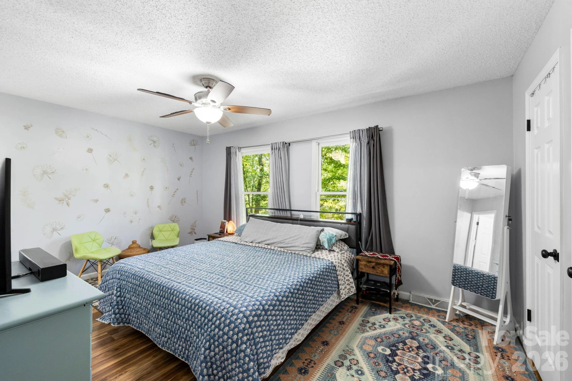 1 Eastway Court - Photo 28