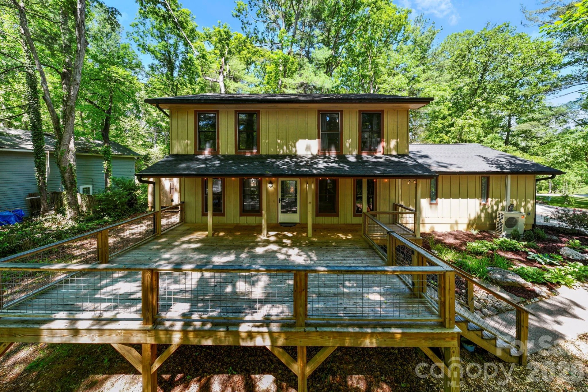 1 Eastway Court - Photo 4