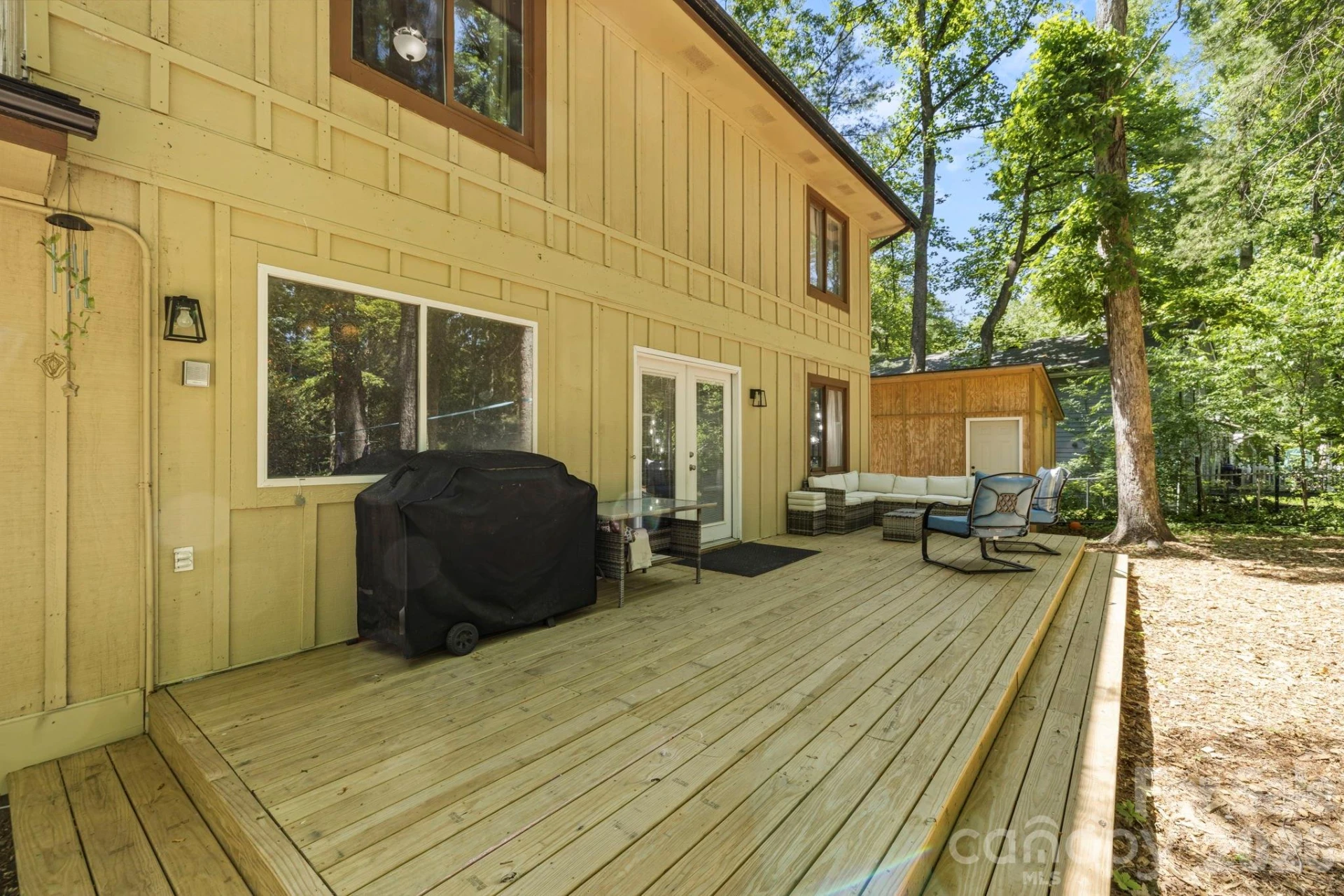 1 Eastway Court - Photo 9