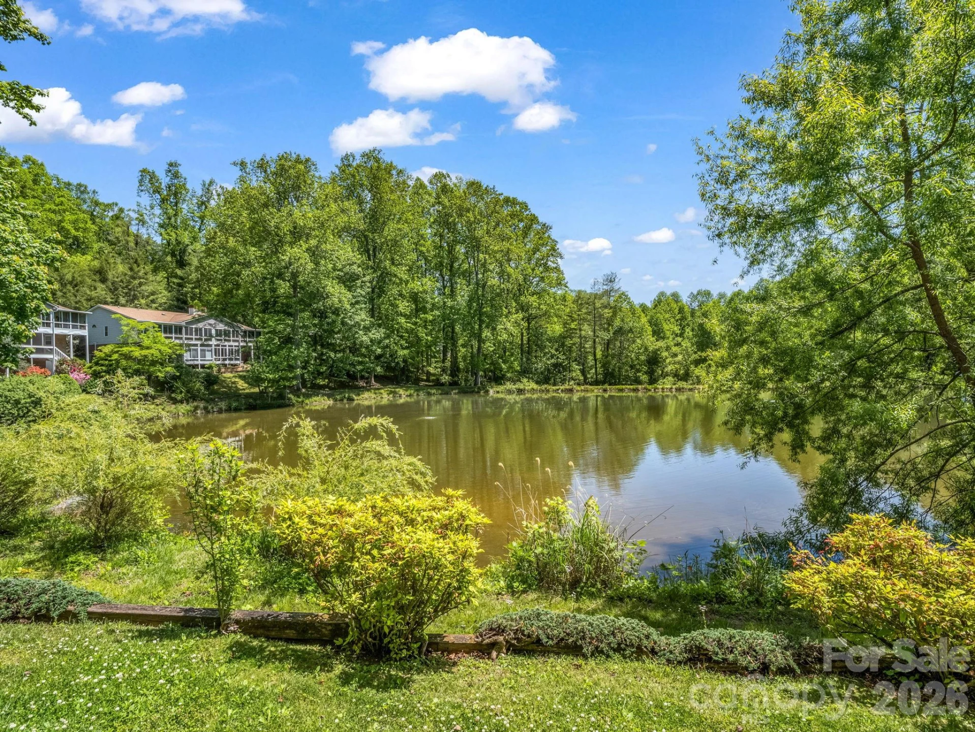 68 Lakeview Court