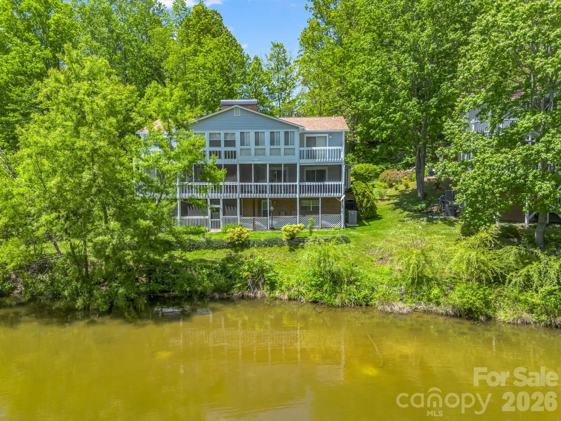 68 Lakeview Court - Photo 3