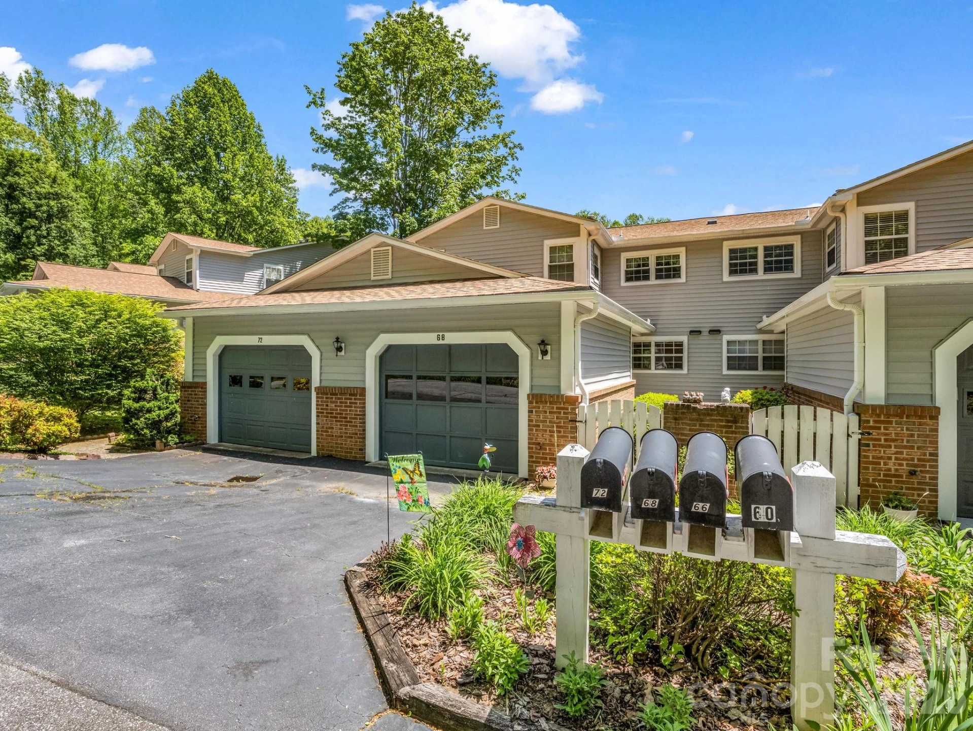 68 Lakeview Court - Photo 4