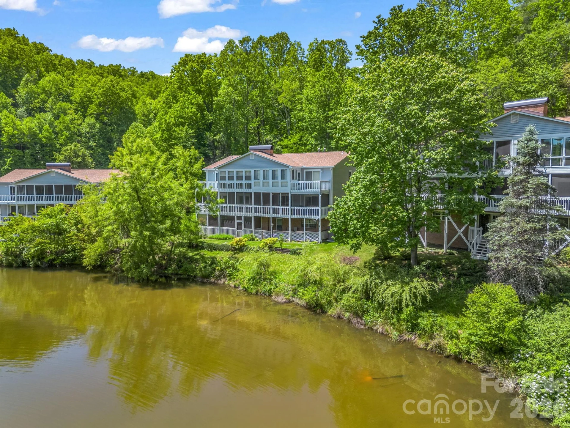 68 Lakeview Court - Photo 37