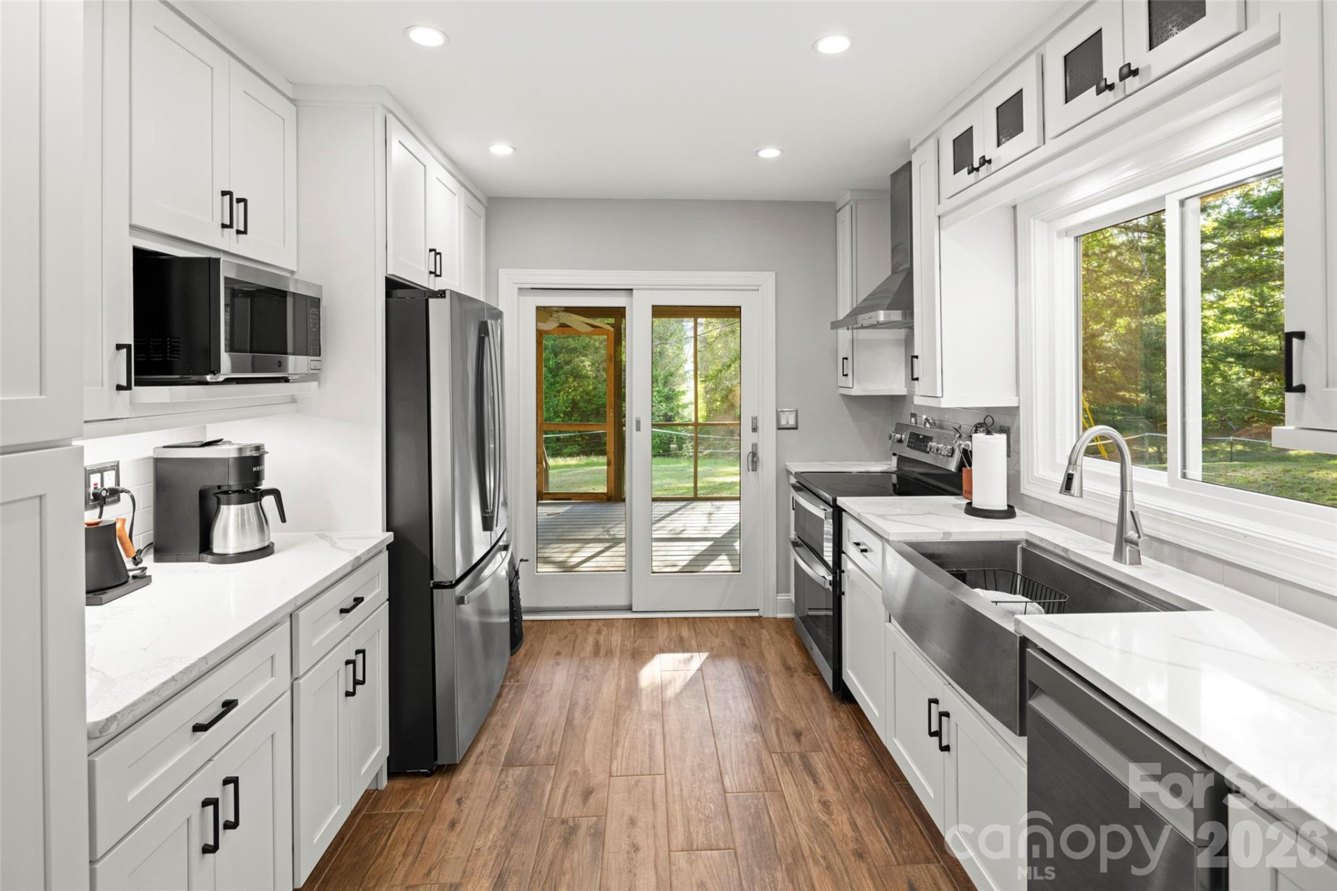 229 Sandstone Lane - Photo 2