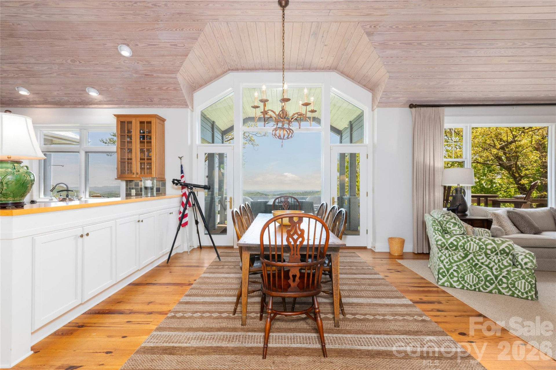 562 Panther Ridge Road - Photo 4