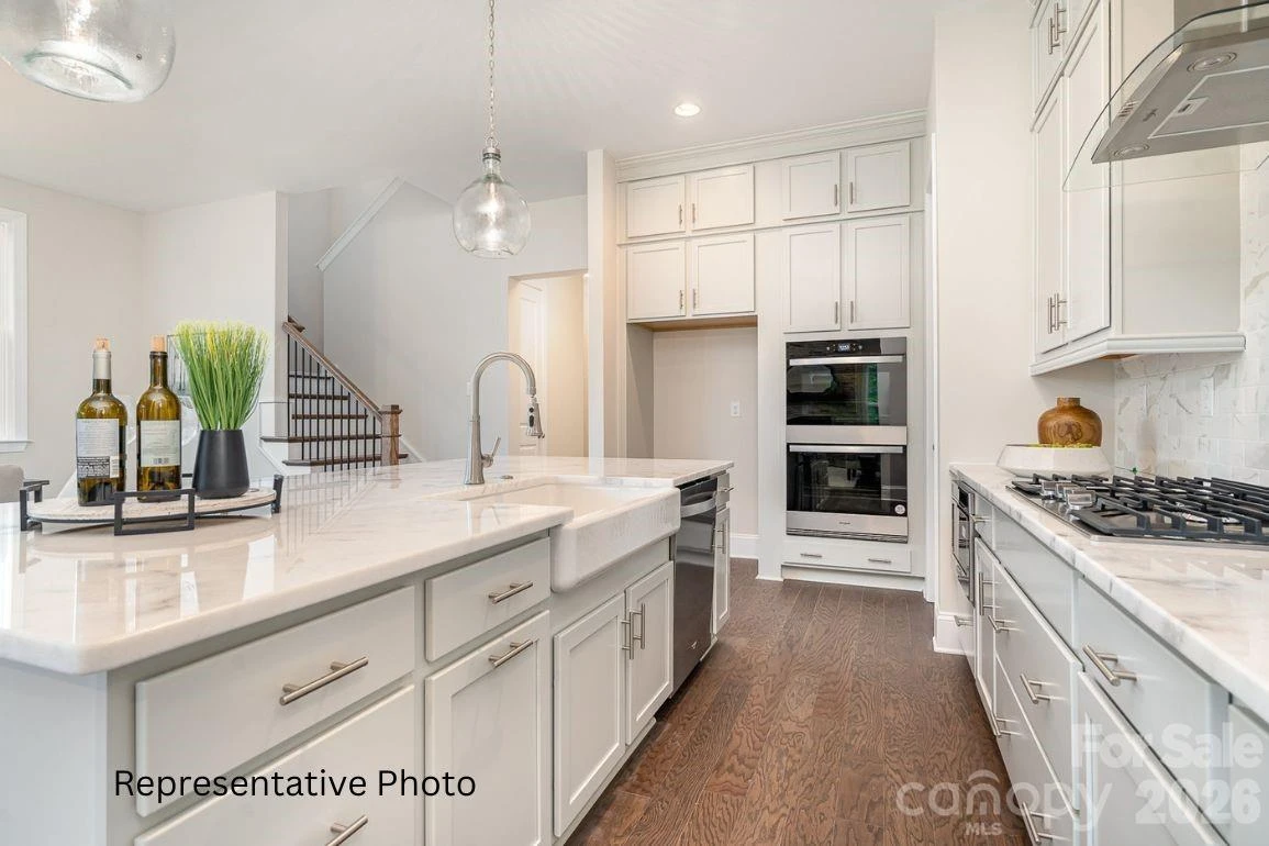 20396 Queens Street - Photo 12