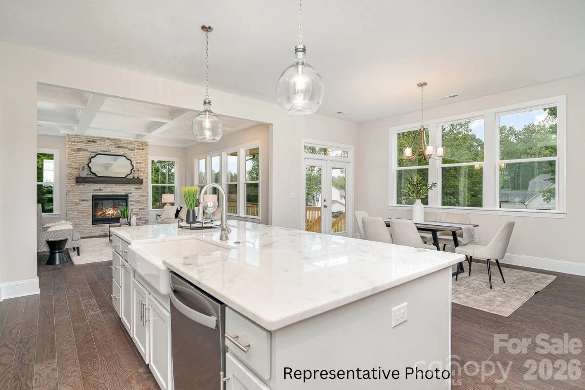 20396 Queens Street - Photo 3