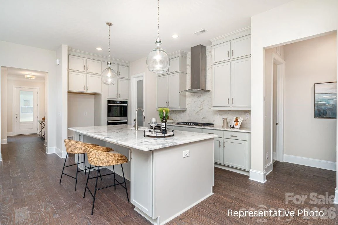 20396 Queens Street - Photo 9