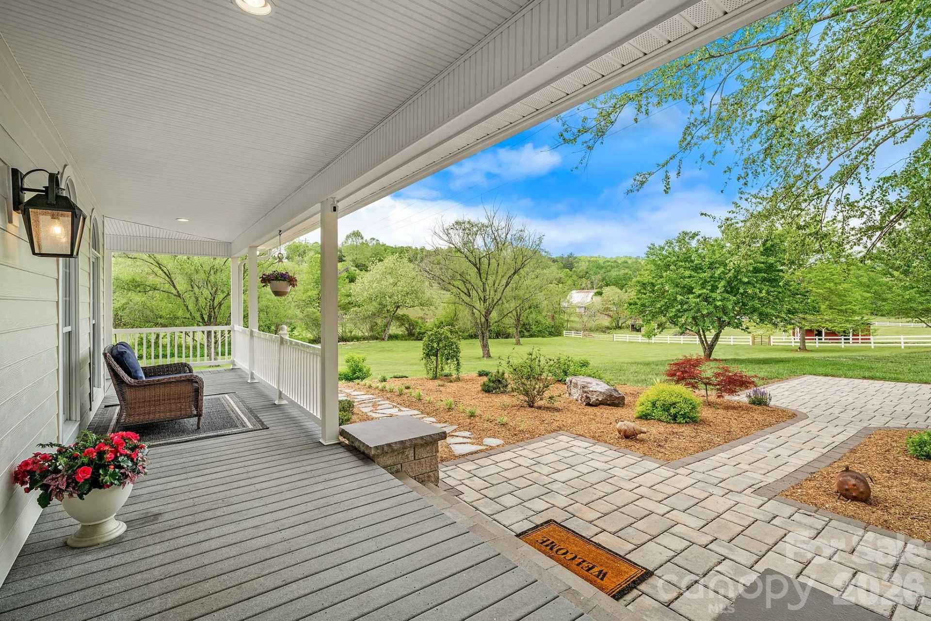 9 Whispering Meadows Drive - Photo 38