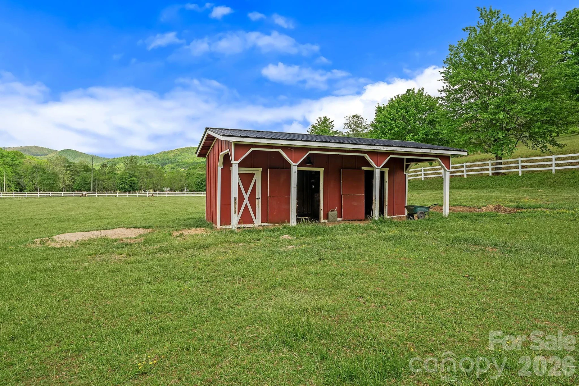 9 Whispering Meadows Drive - Photo 42