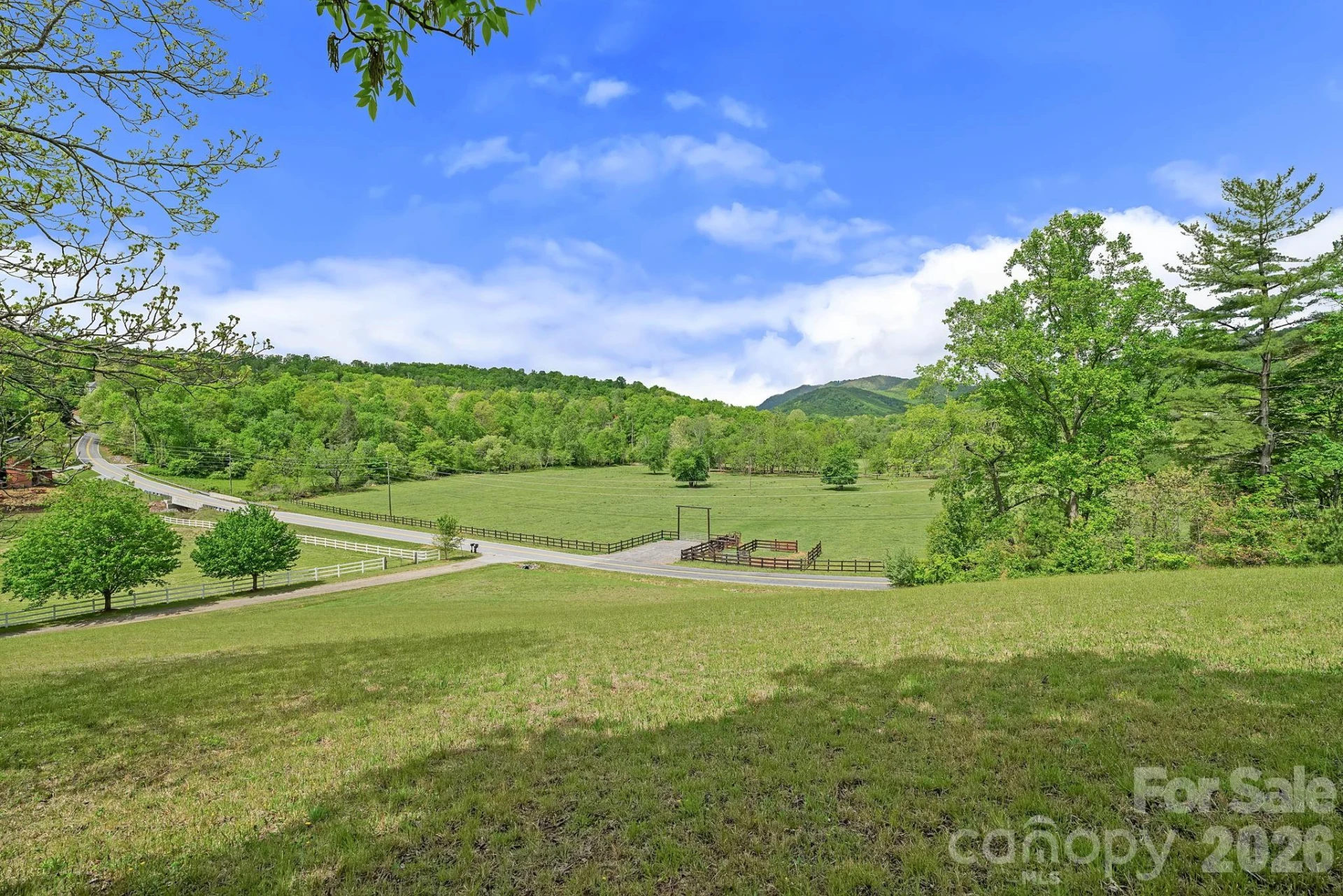 9 Whispering Meadows Drive - Photo 44
