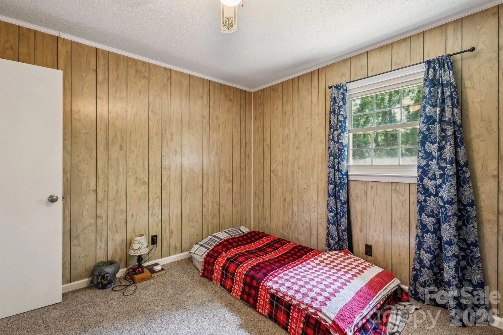 1975 Peace Road - Photo 28