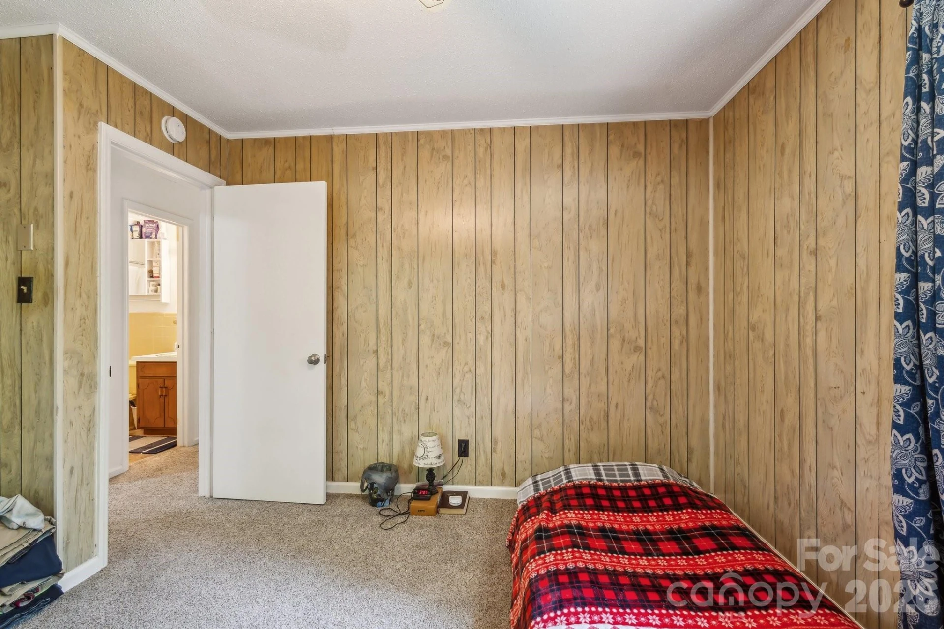 1975 Peace Road - Photo 30