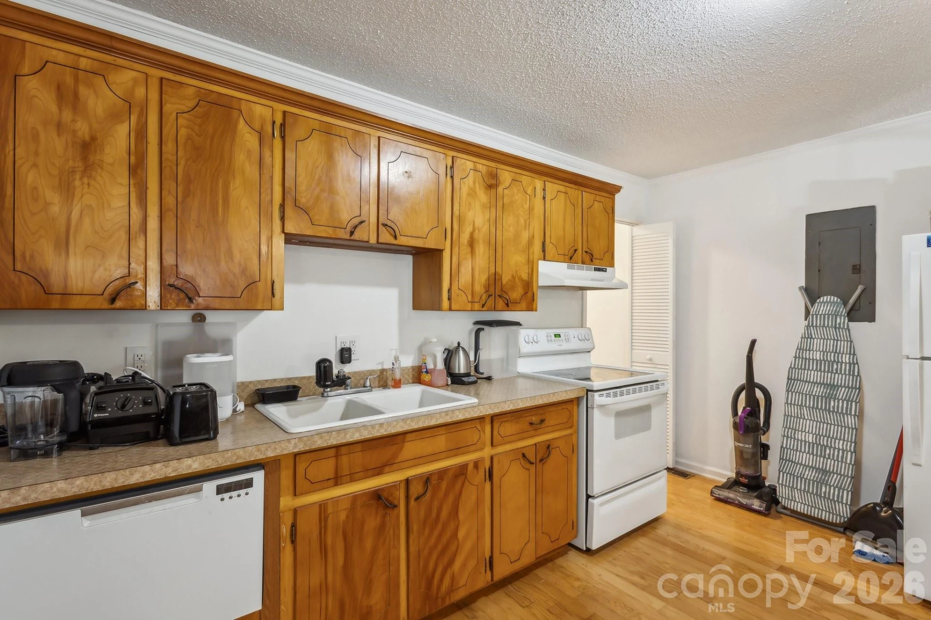 1975 Peace Road - Photo 6