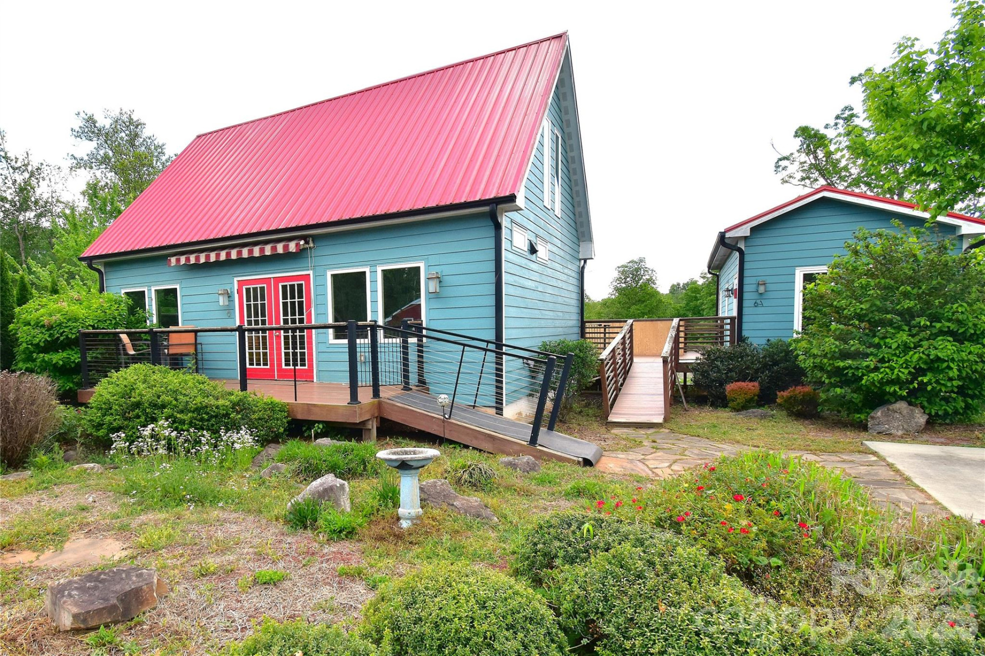 6 Belvedere Road