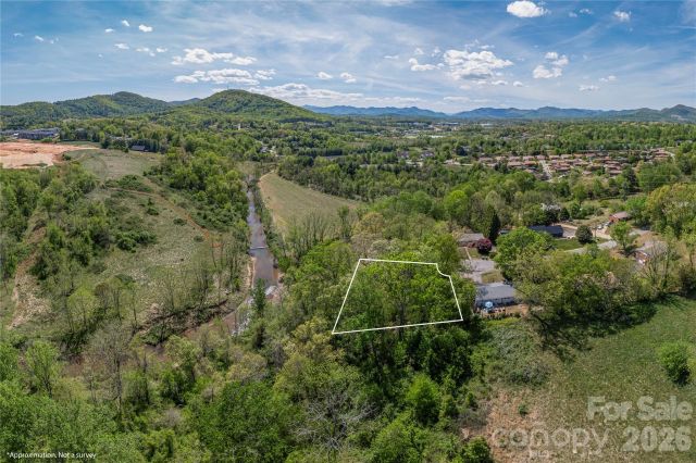 99999 Morse Drive, Asheville, NC, 28806