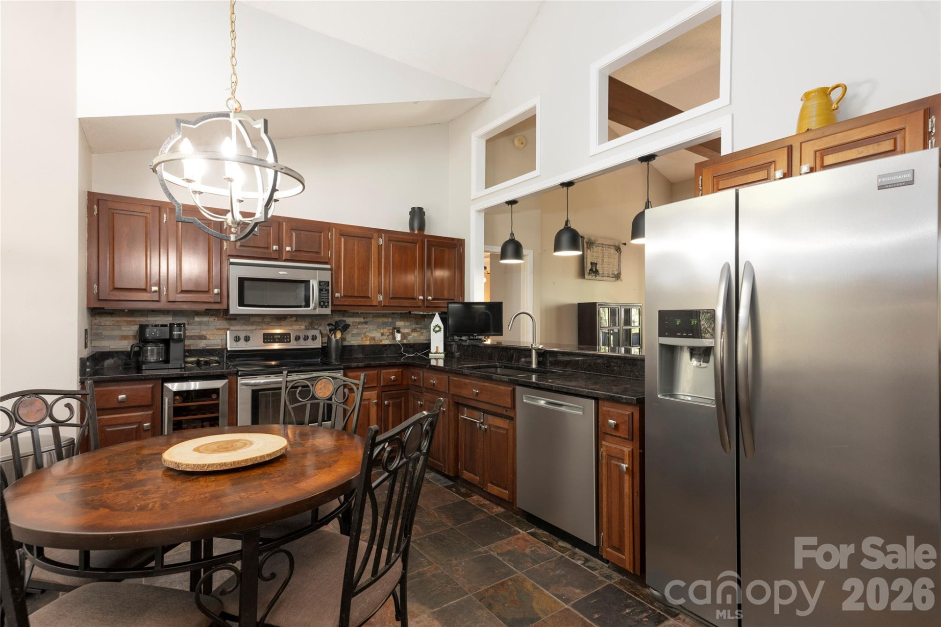 516 Cherokee Trace - Photo 11