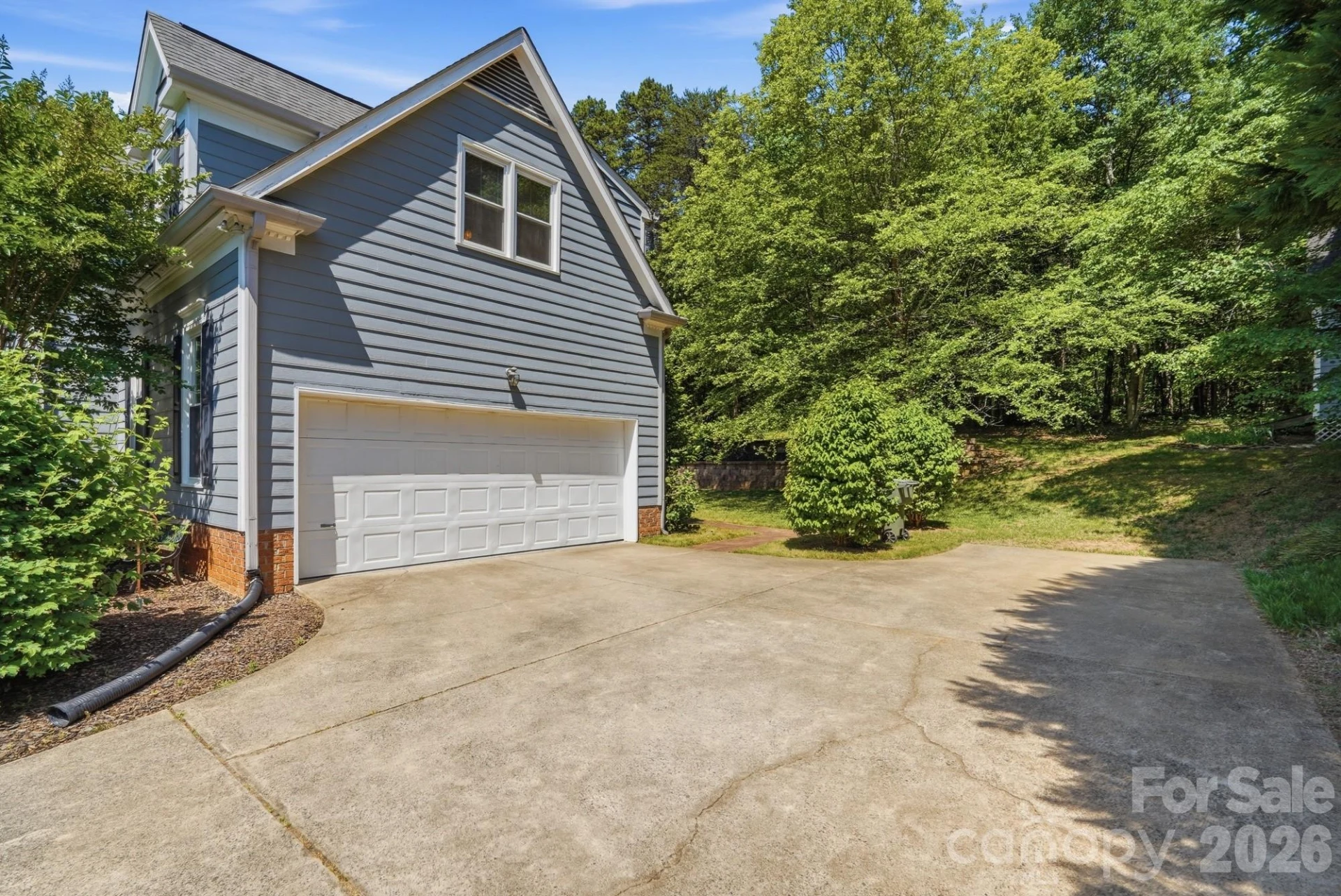 269 Charter Oak Court - Photo 2