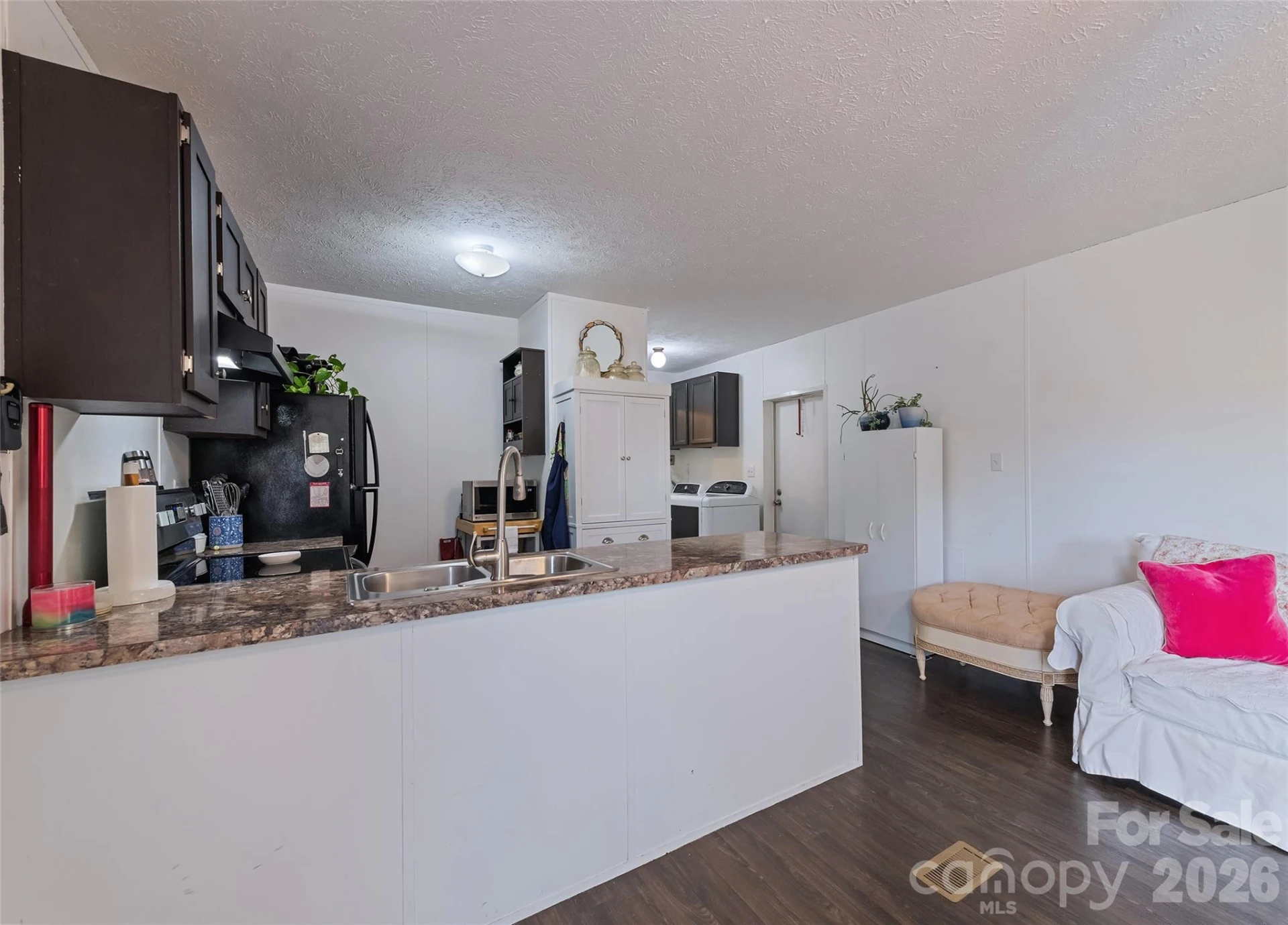 17 King Drive - Photo 6