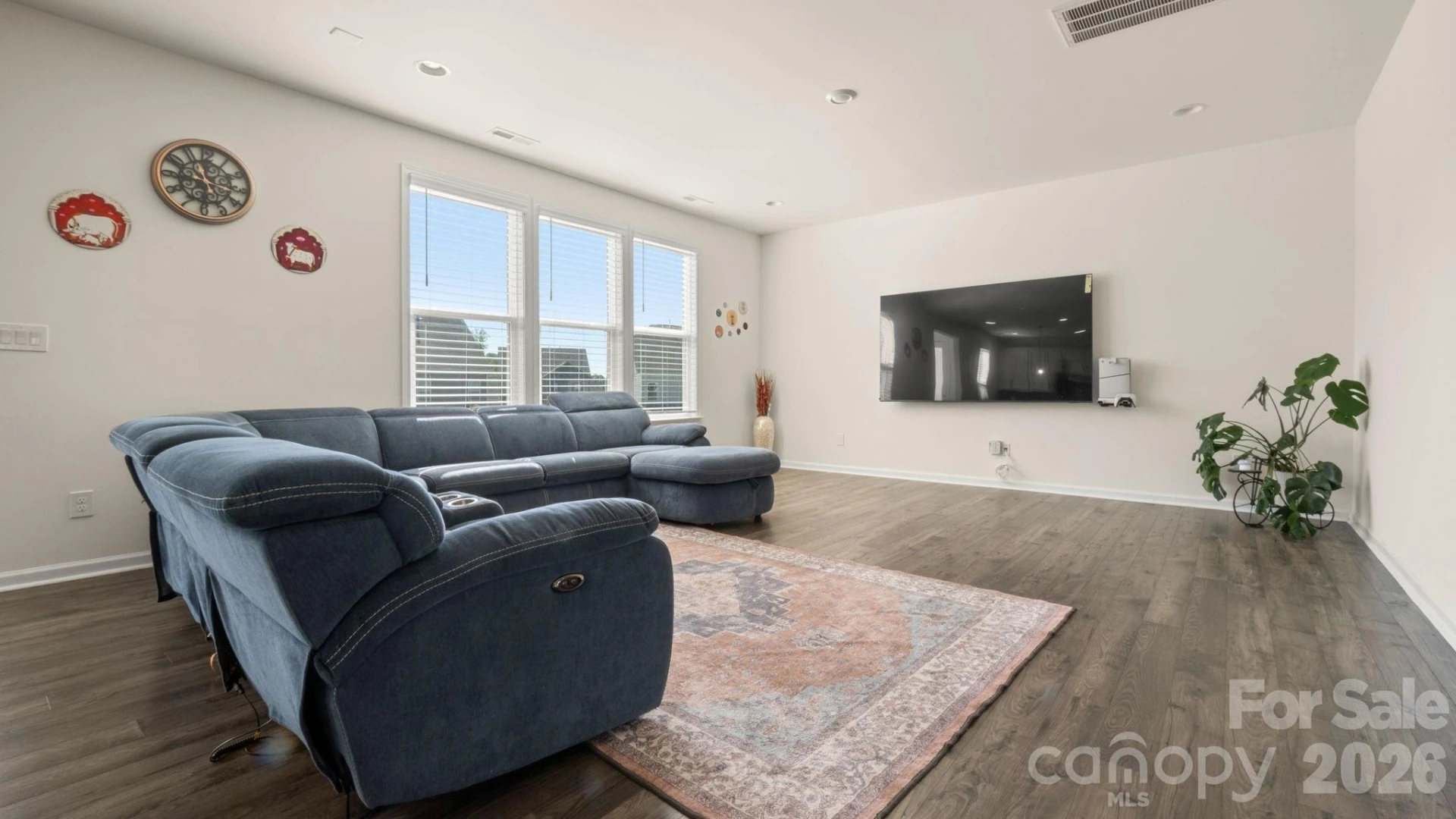 6020 Sayles Way - Photo 17