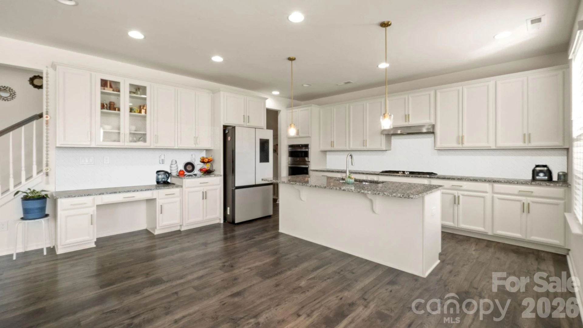 6020 Sayles Way - Photo 10