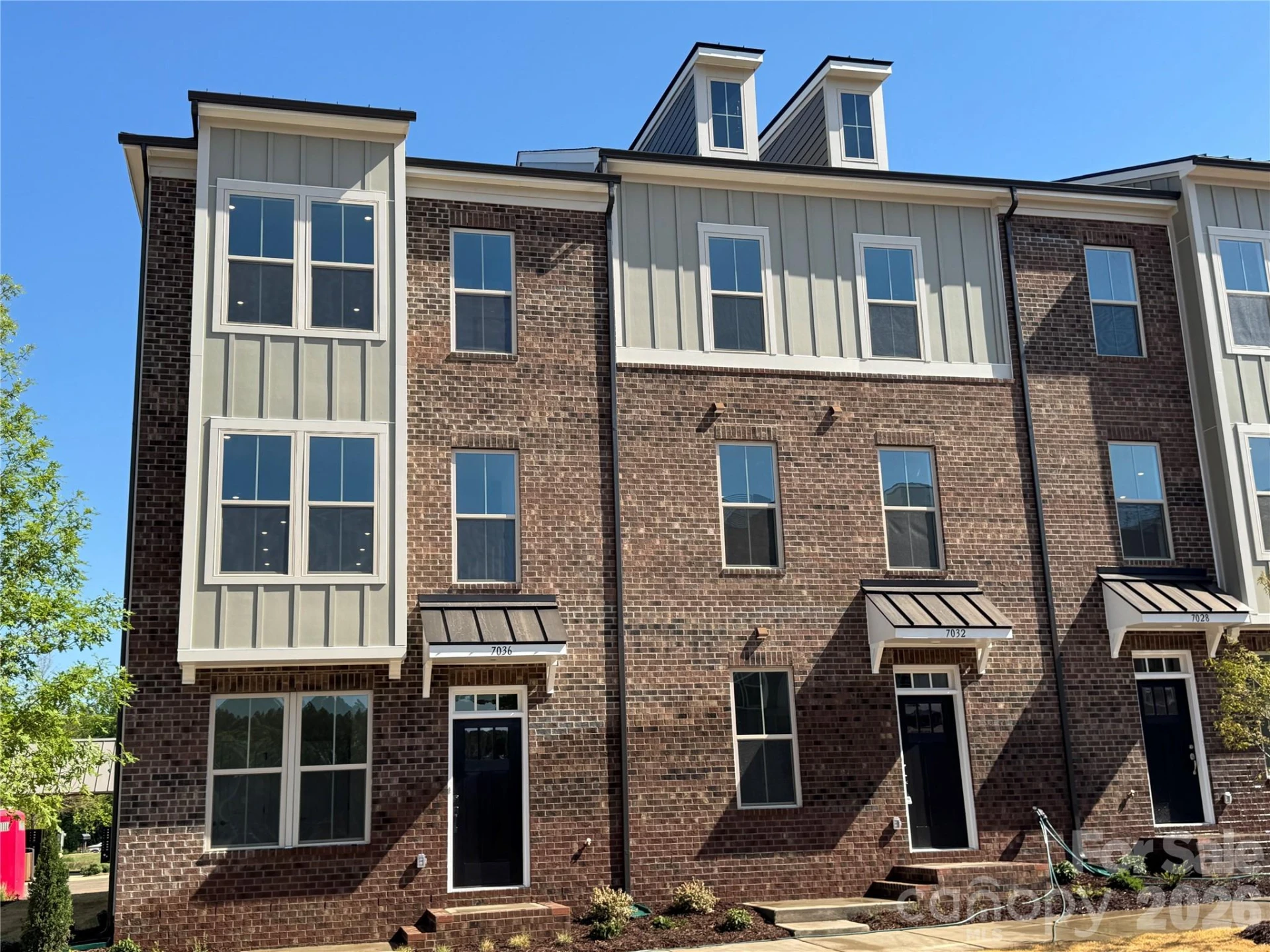 3126 Middle Street - Photo 2