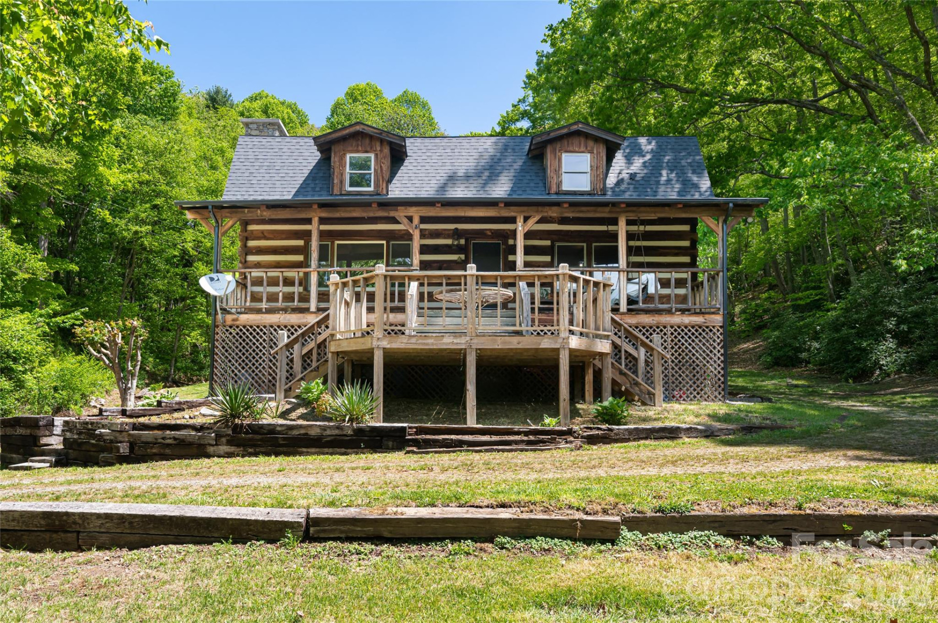 224 Seasons Drive - Photo 2