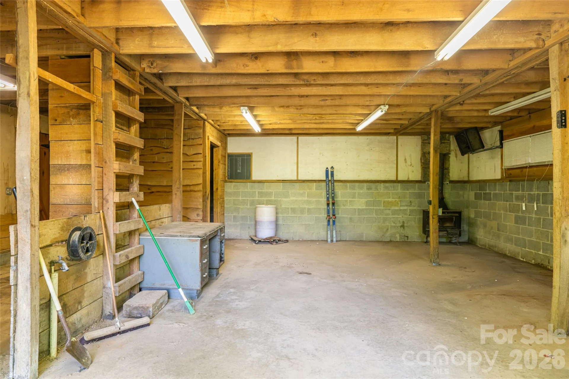 224 Seasons Drive - Photo 40
