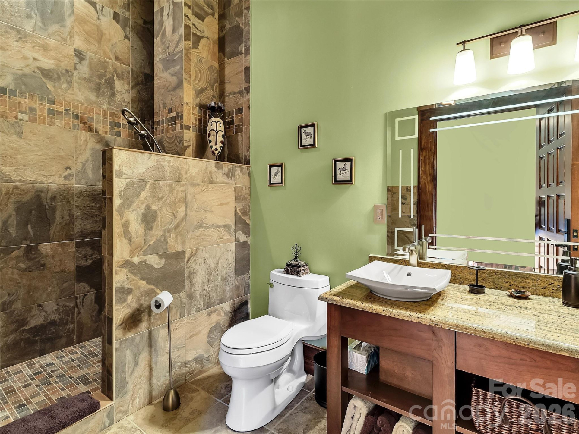93 Lombard Street - Photo 17