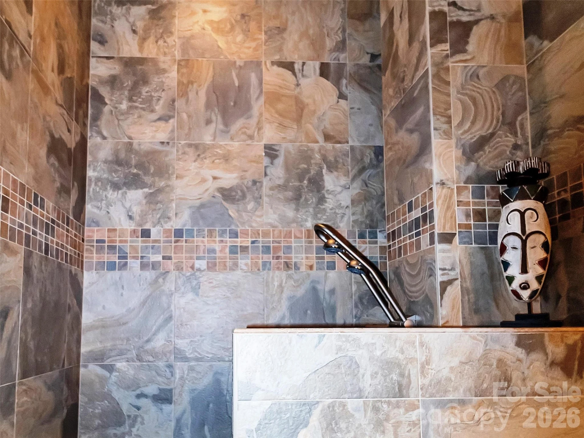 93 Lombard Street - Photo 18