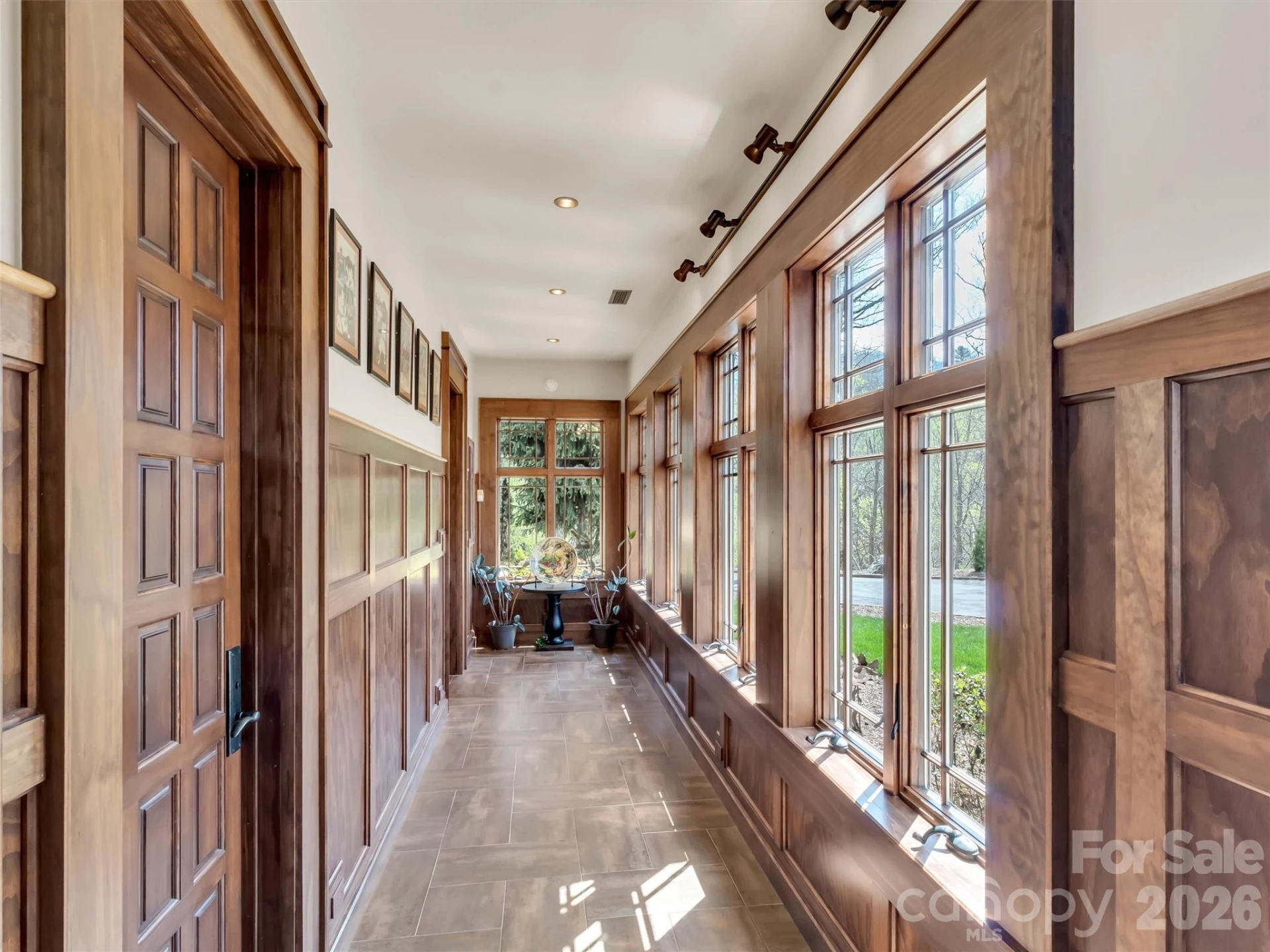 93 Lombard Street - Photo 27