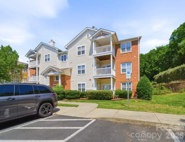 9976 Hyde Glen Court, Charlotte, NC, 28262