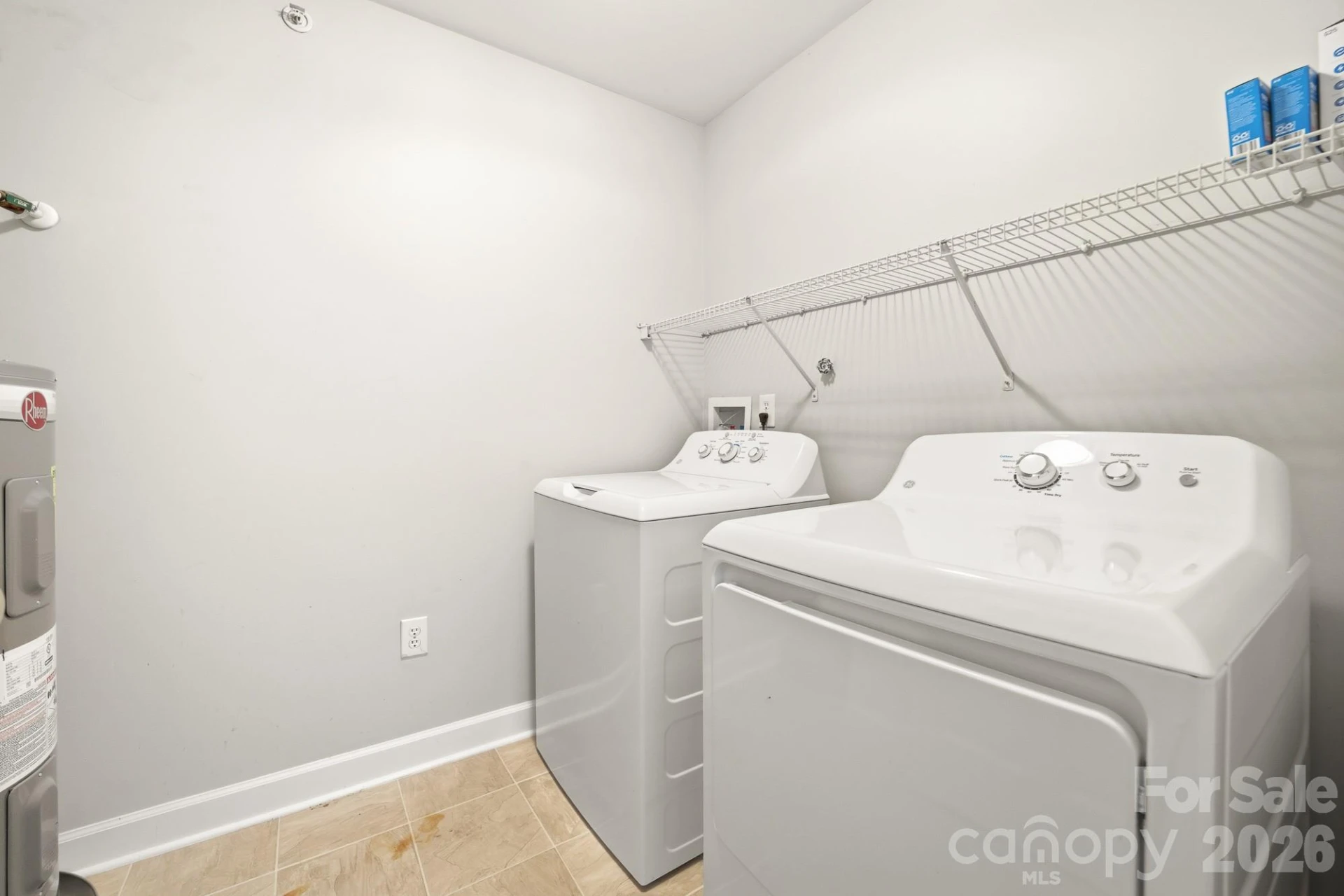 9976 Hyde Glen Court - Photo 11
