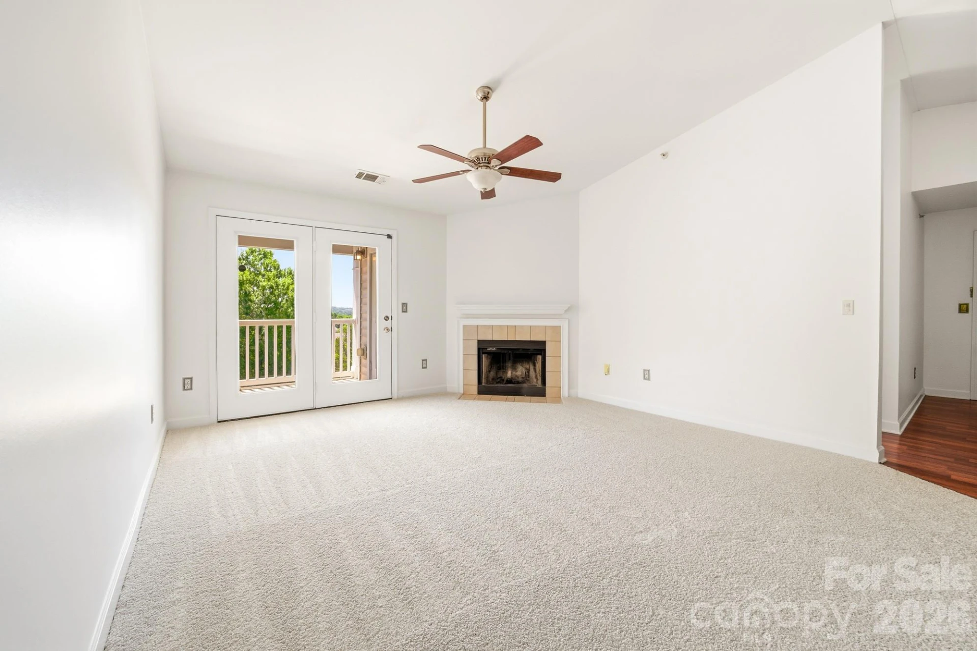 9976 Hyde Glen Court - Photo 13
