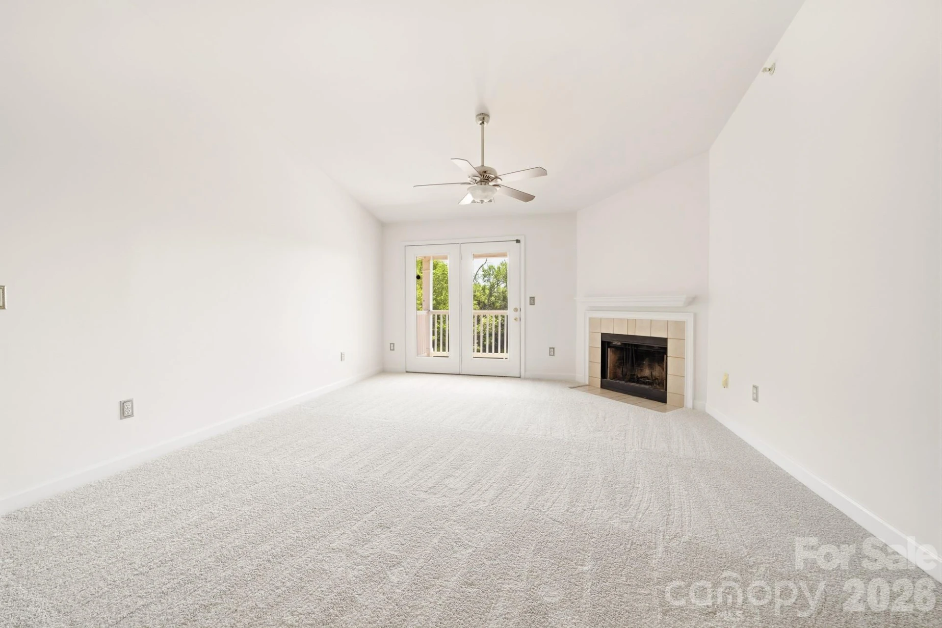 9976 Hyde Glen Court - Photo 15