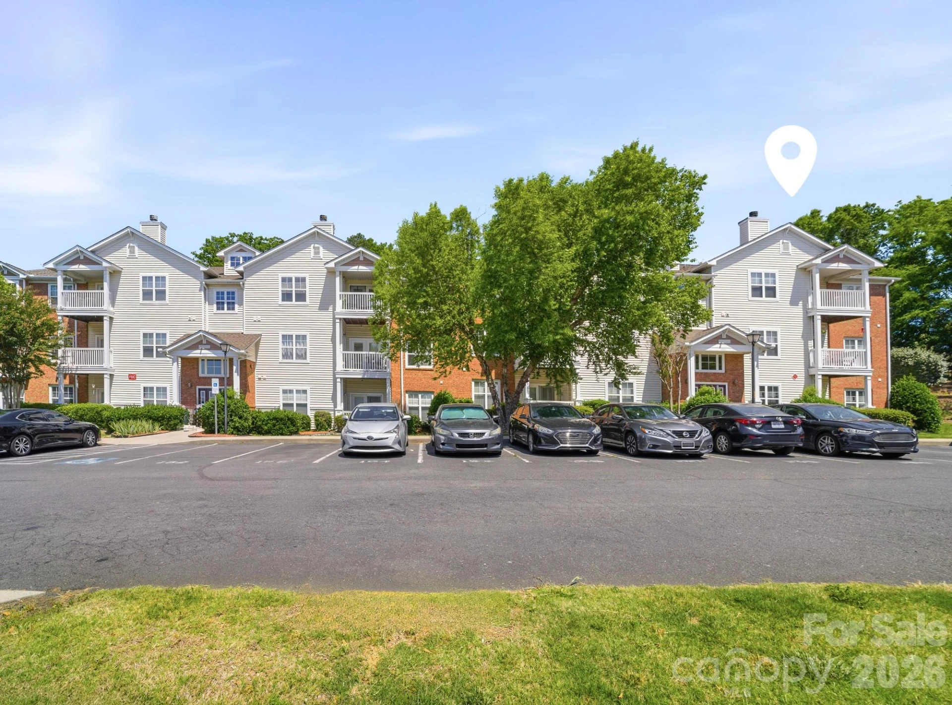 9976 Hyde Glen Court - Photo 3