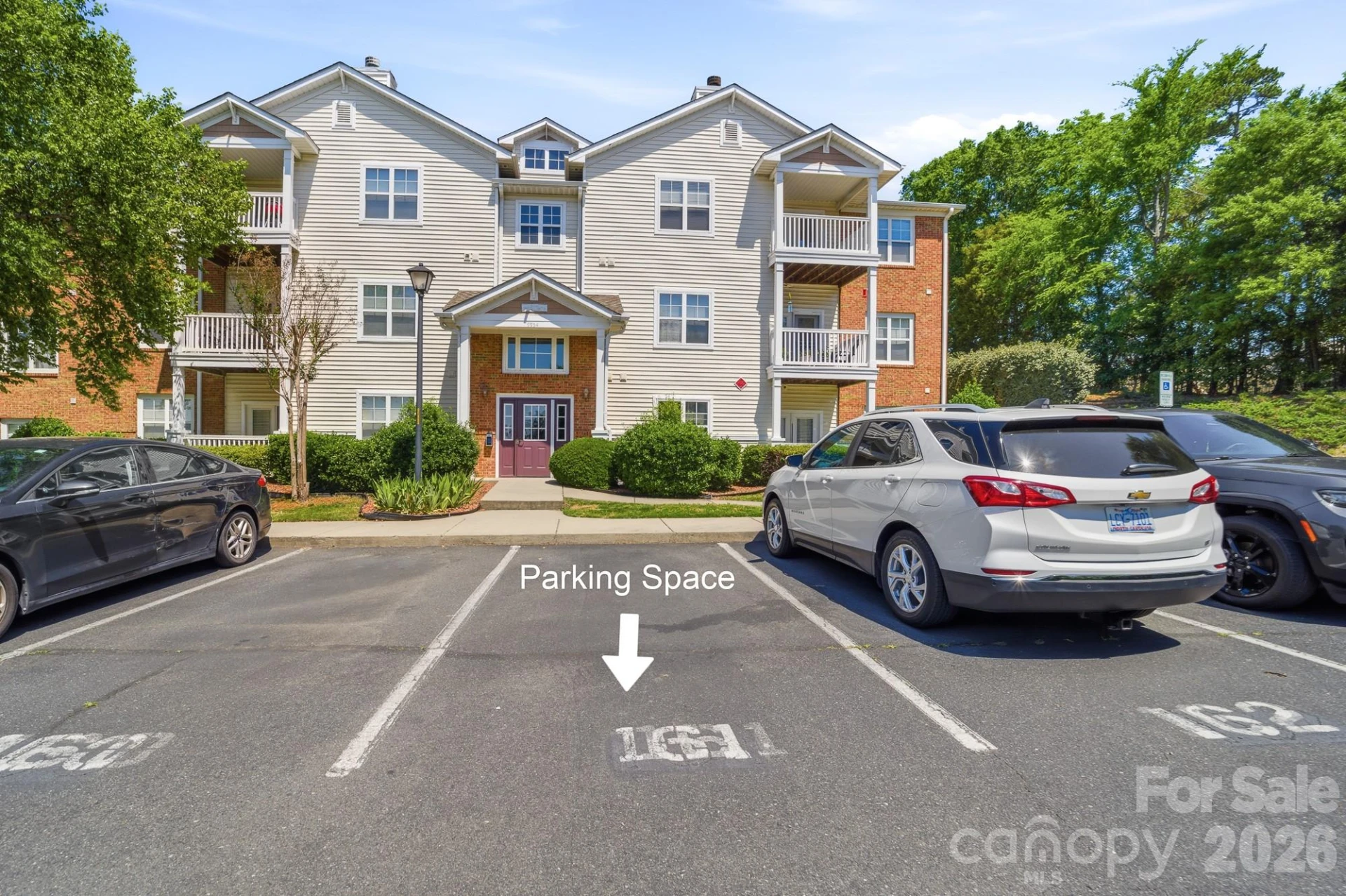 9976 Hyde Glen Court - Photo 4