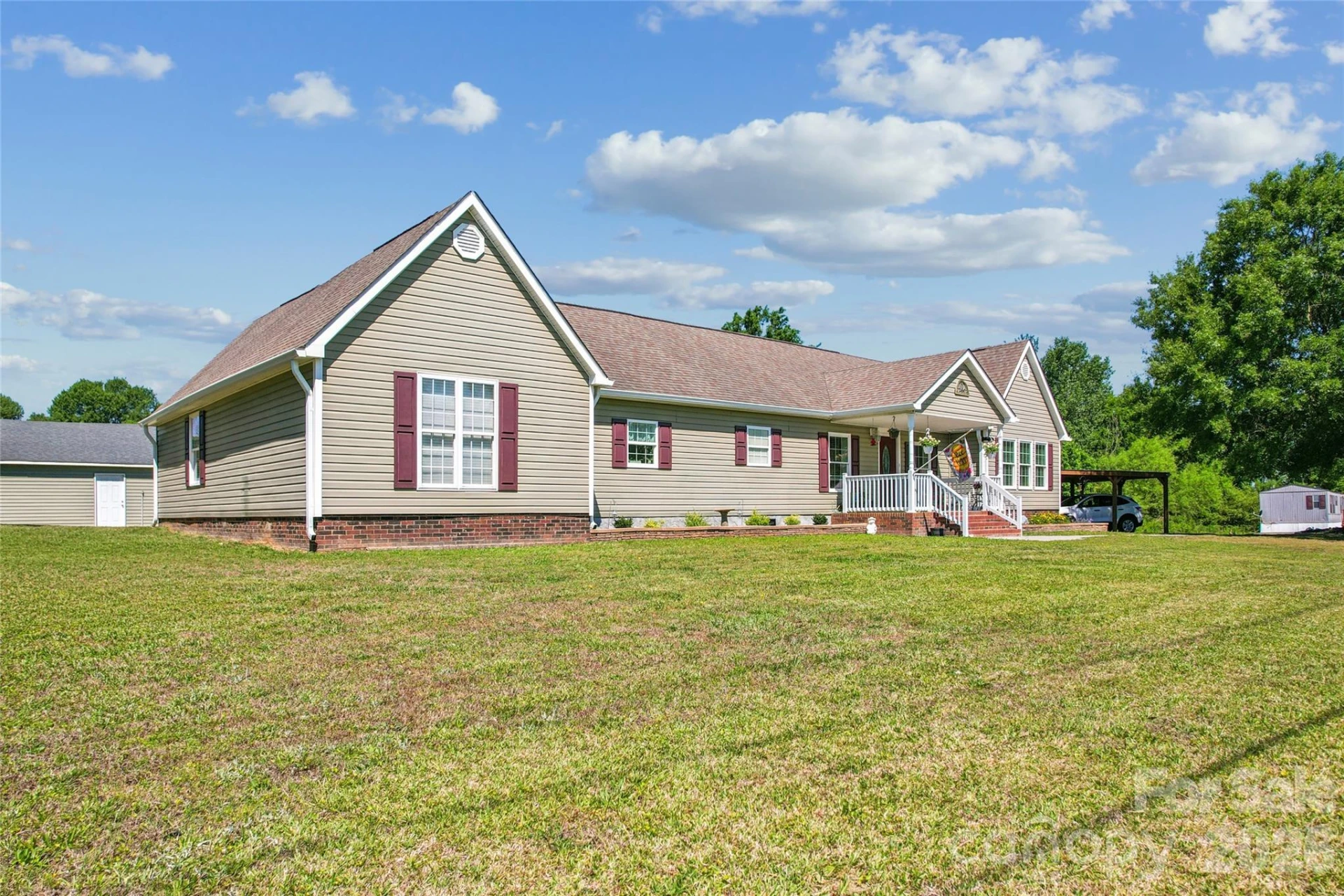 1820 Landsford Road - Photo 2