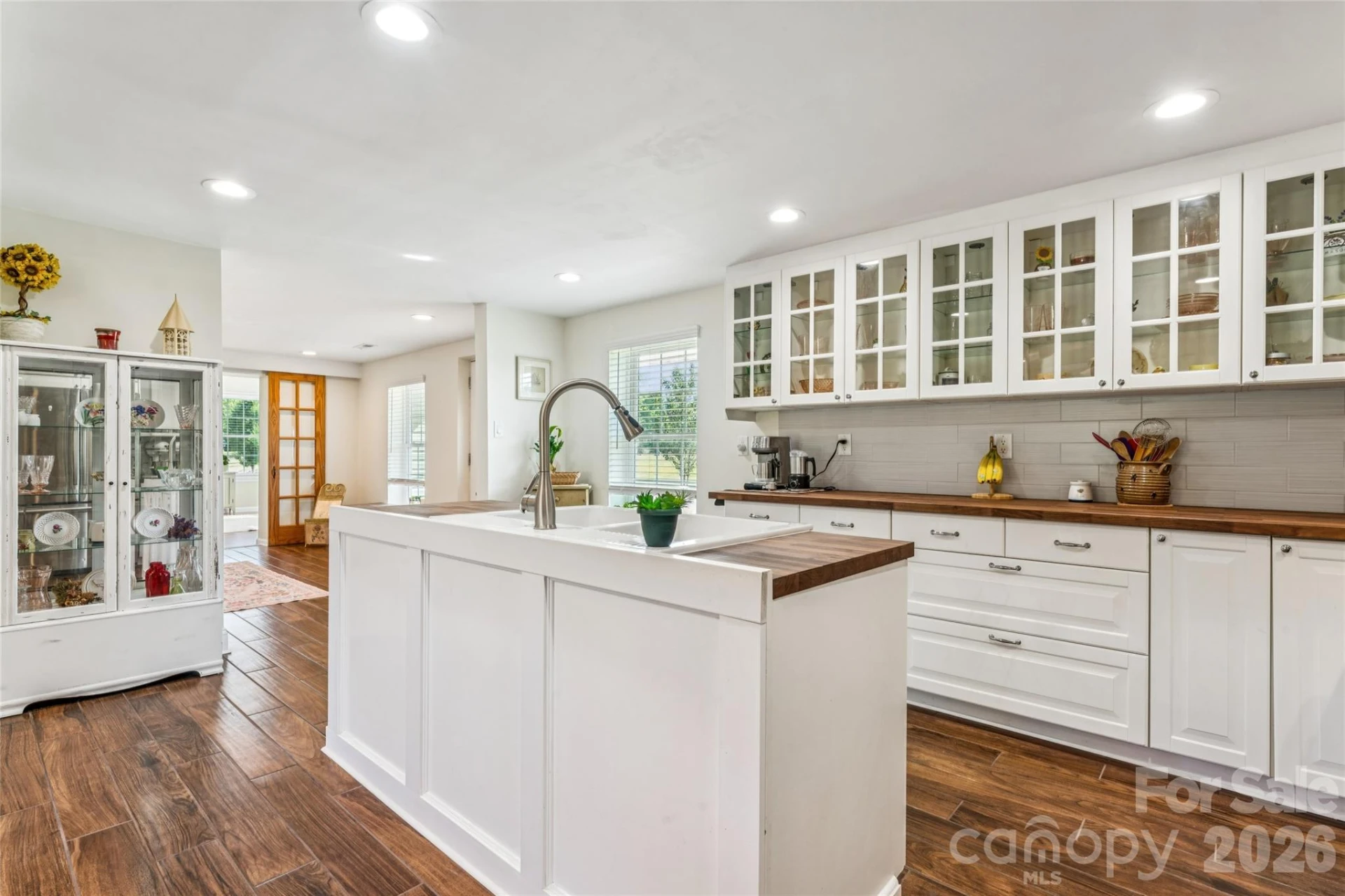 1820 Landsford Road - Photo 10