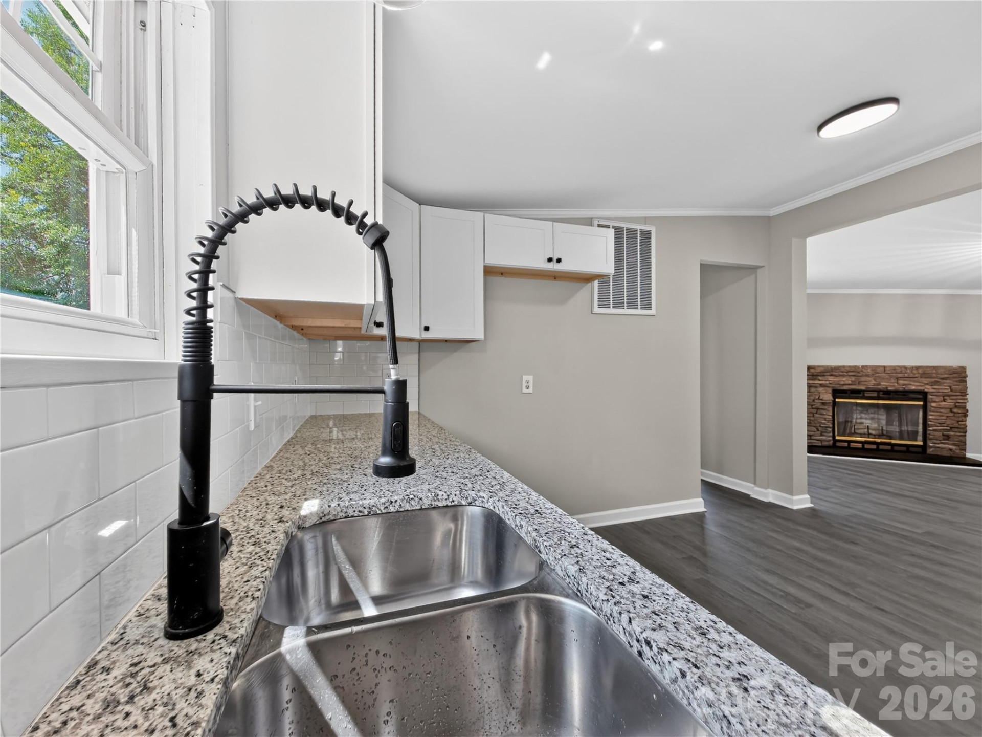 238 Phillips Drive - Photo 5