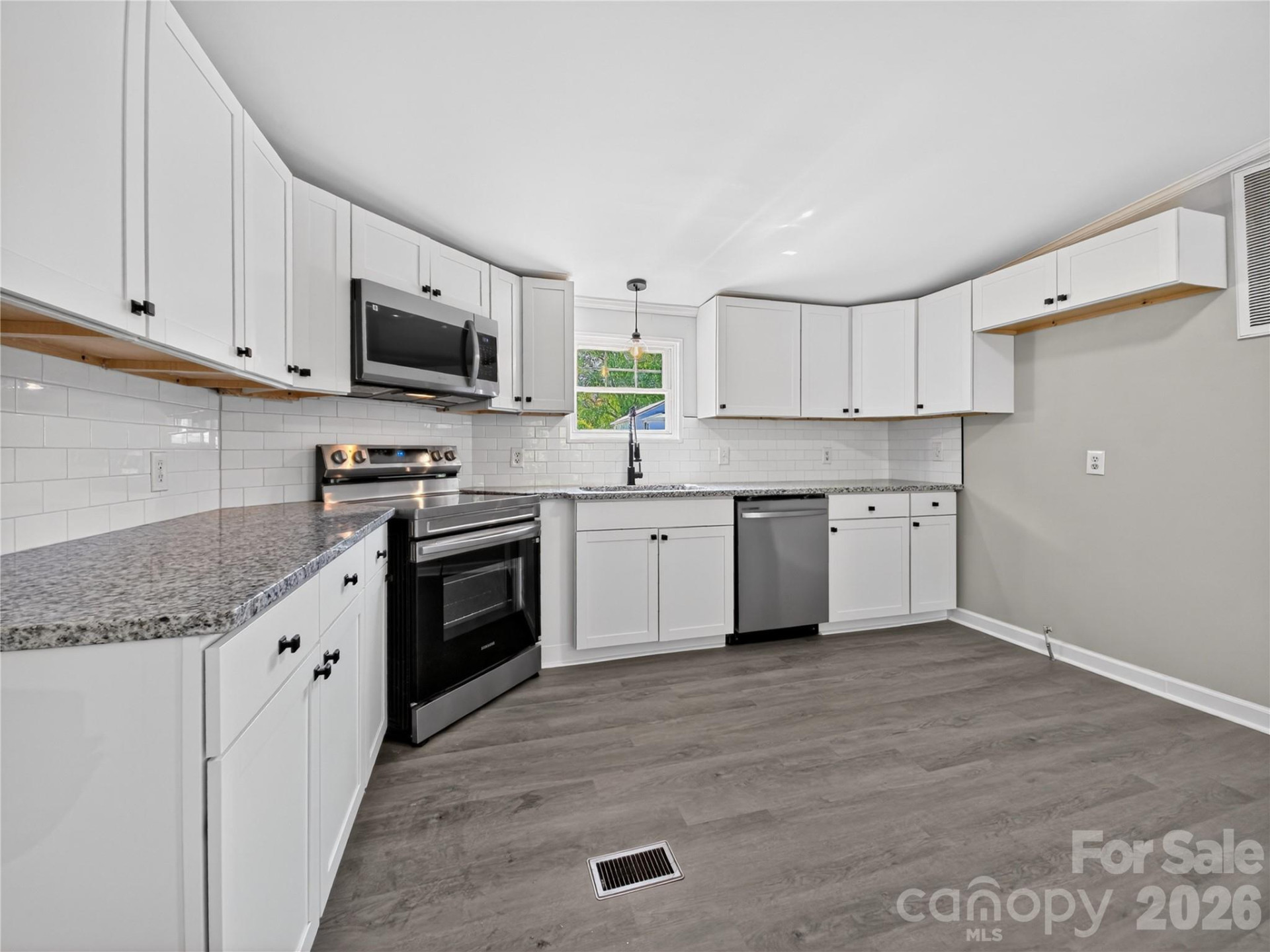 238 Phillips Drive - Photo 6
