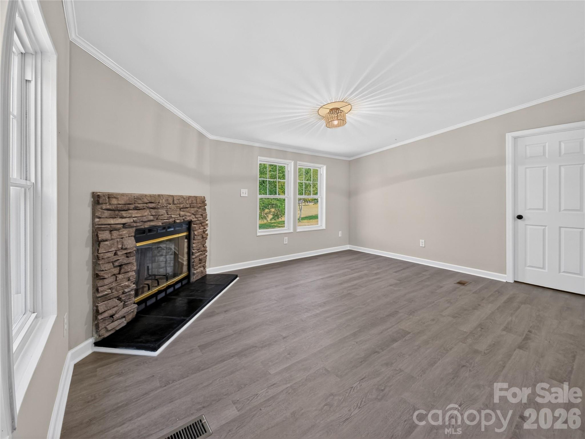238 Phillips Drive - Photo 8