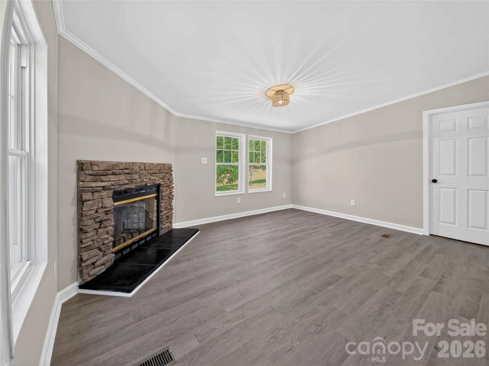 238 Phillips Drive - Photo 8