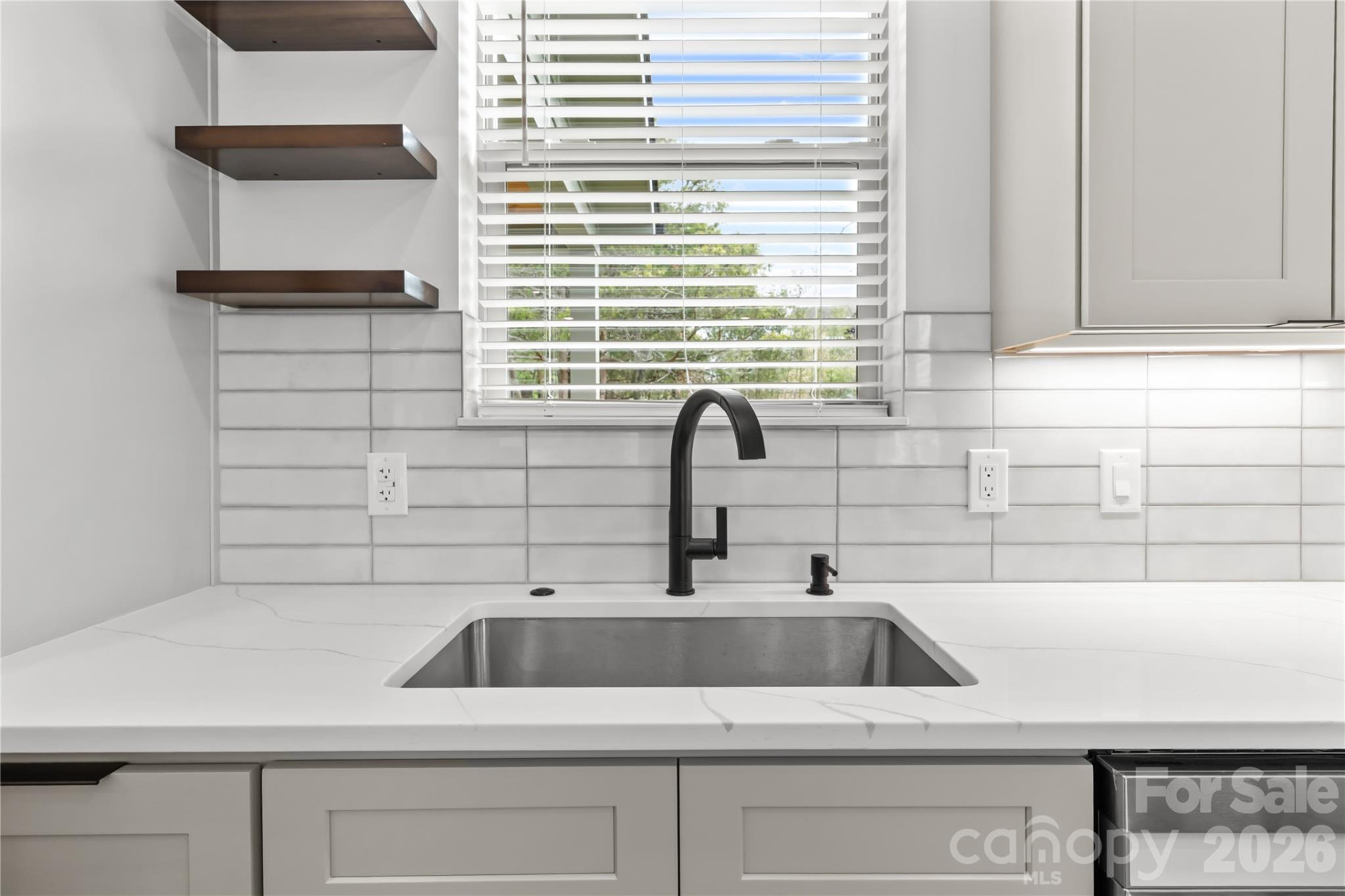 89 Oakley Road - Photo 10