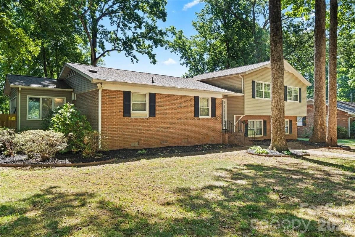 2010 Saratoga Drive #5 - Photo 4