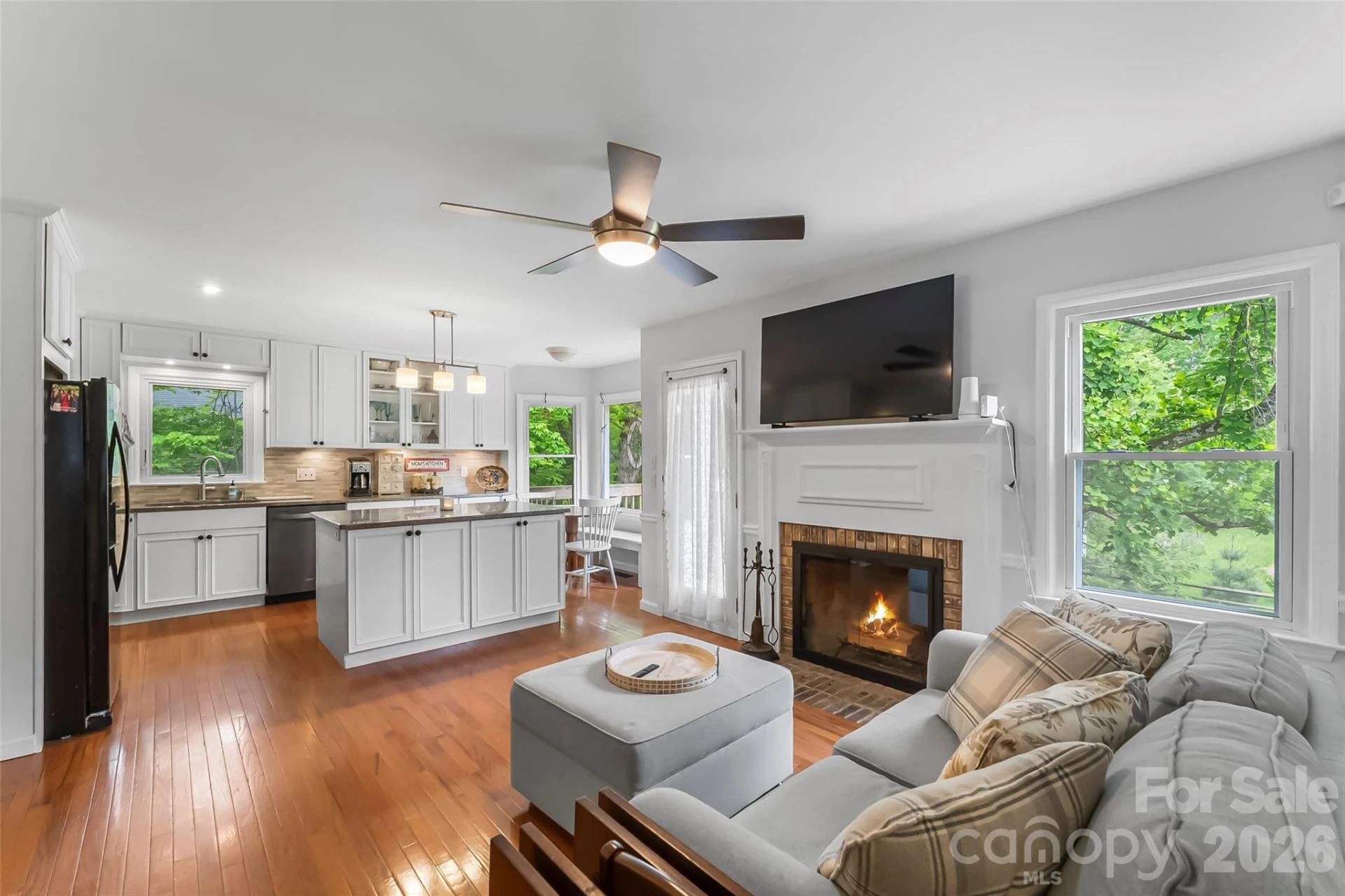 808 Lakey Gap Road - Photo 11