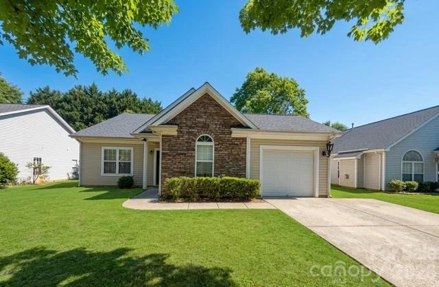 12522 Twelvetrees Lane
