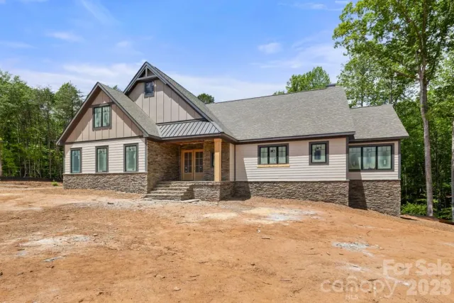 5117 Grassy Creek Road